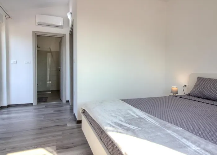 Charming Enjoy With Private Pool In