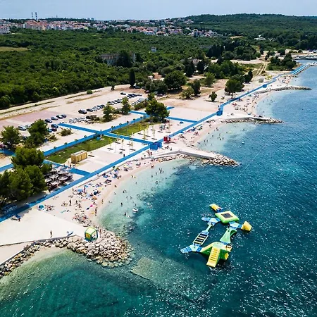 빌라 Charming Enjoy With Private Pool In 풀라